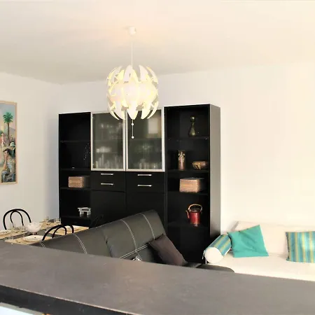 公寓 Climatise 3p, Piscine, Terrasse Sud, Parking Prive, Proche Et Gare - Fr-1-252a-70 卢贝新城