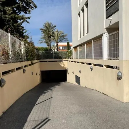 Villeneuve-loubet, 3 Pièces, 5 Personnes - Fr-1-252a-70 Appartement *