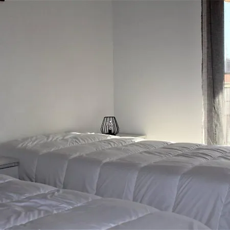 Apartment Climatise 3p, Piscine, Terrasse Sud, Parking Prive, Proche Et Gare - Fr-1-252a-70 *